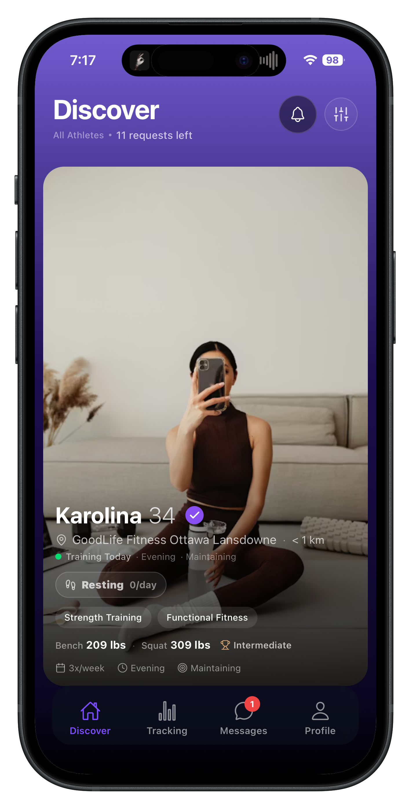 Heda discover screen featuring a male athlete